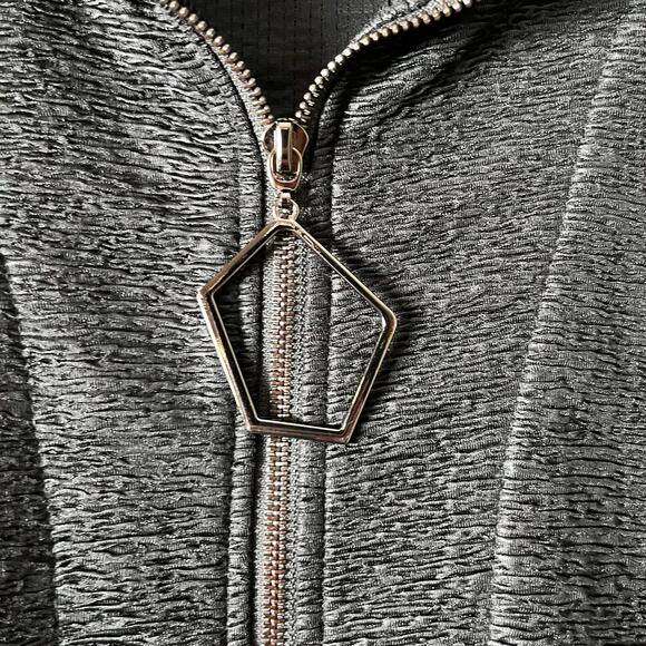 IC by Connie K Textured Black Zip Jacket Artsy Art to Wear Avant Garde LG New - Picture 5 of 9